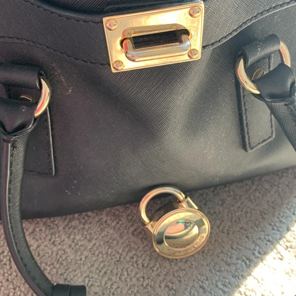 Purse - Picture 8 of 9
